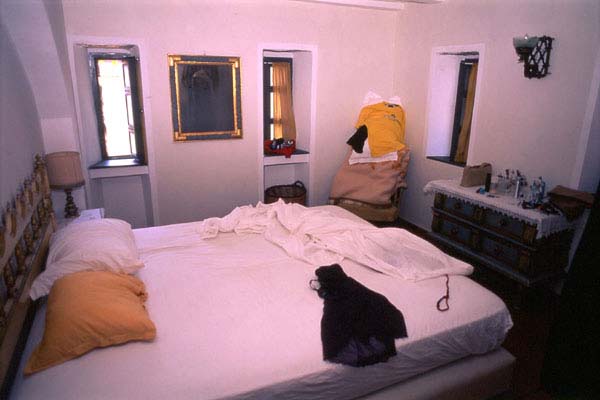 CASALVELINO2002-La